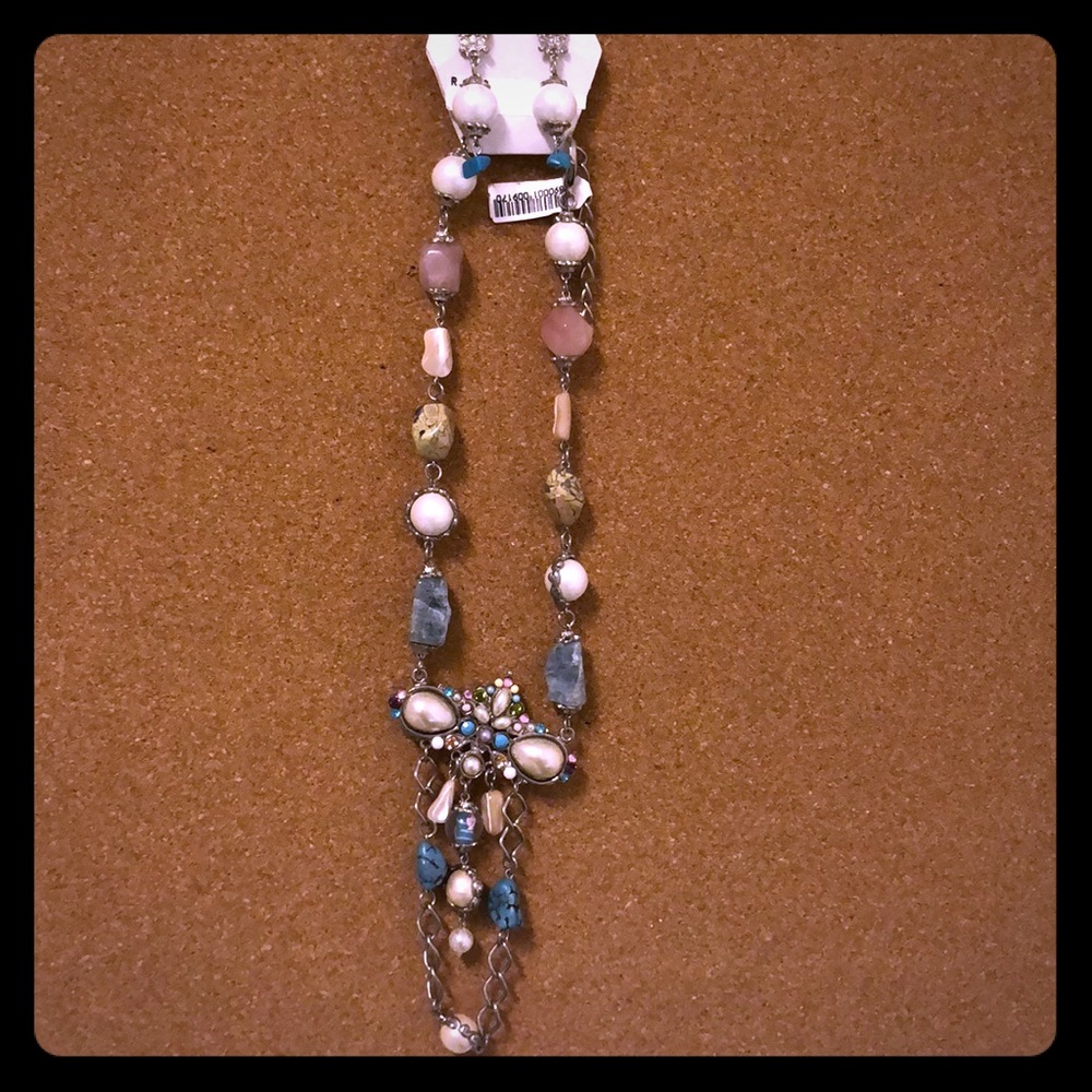 Custom pendant necklace with matching earring’s